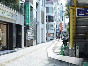 エレベーターで5Fへ